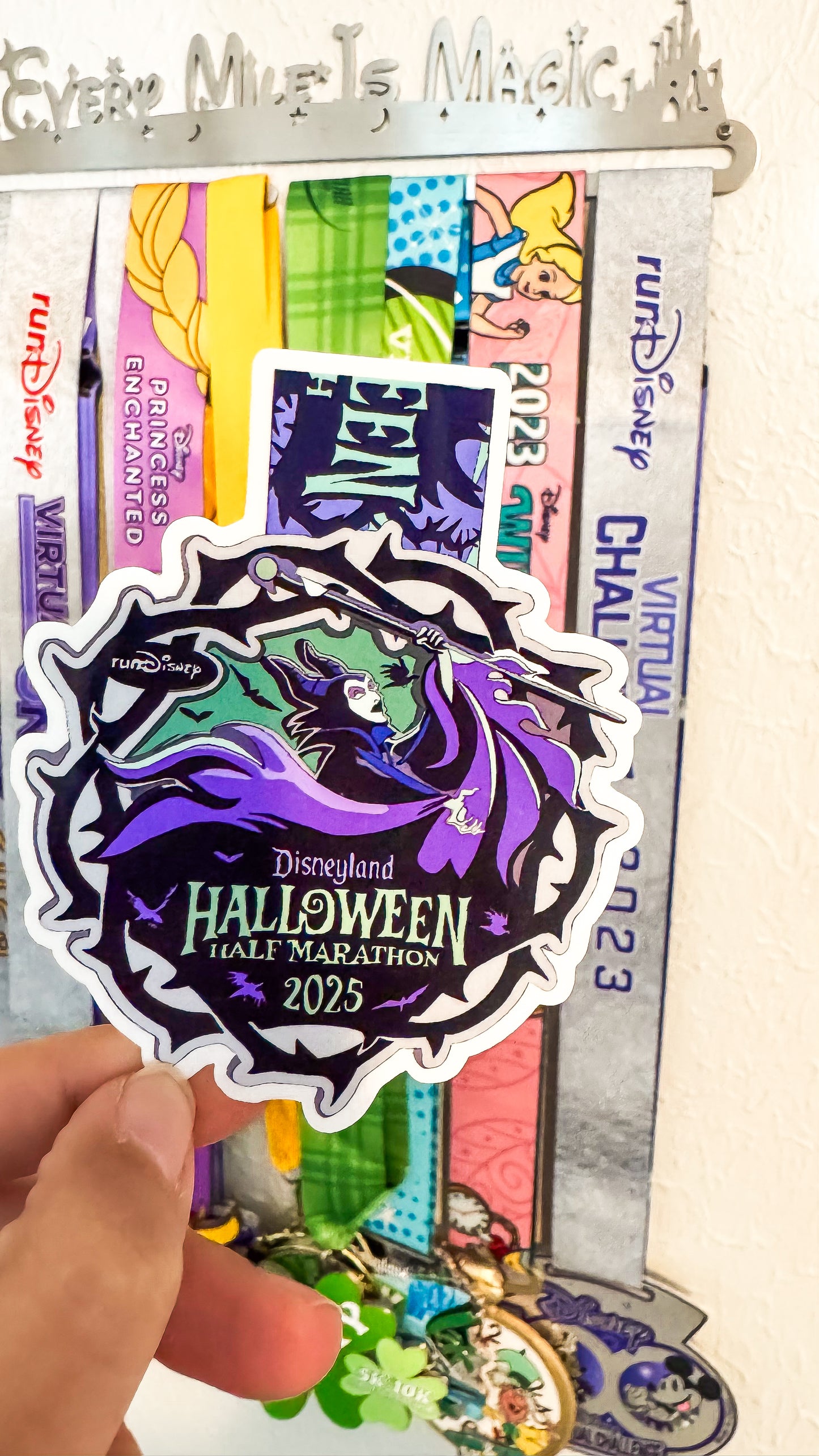 DLR 2025 Halloween Weekend 5K/10K/half + Thrills & Chills Challenge Medal Sticker, RunDisney Medals