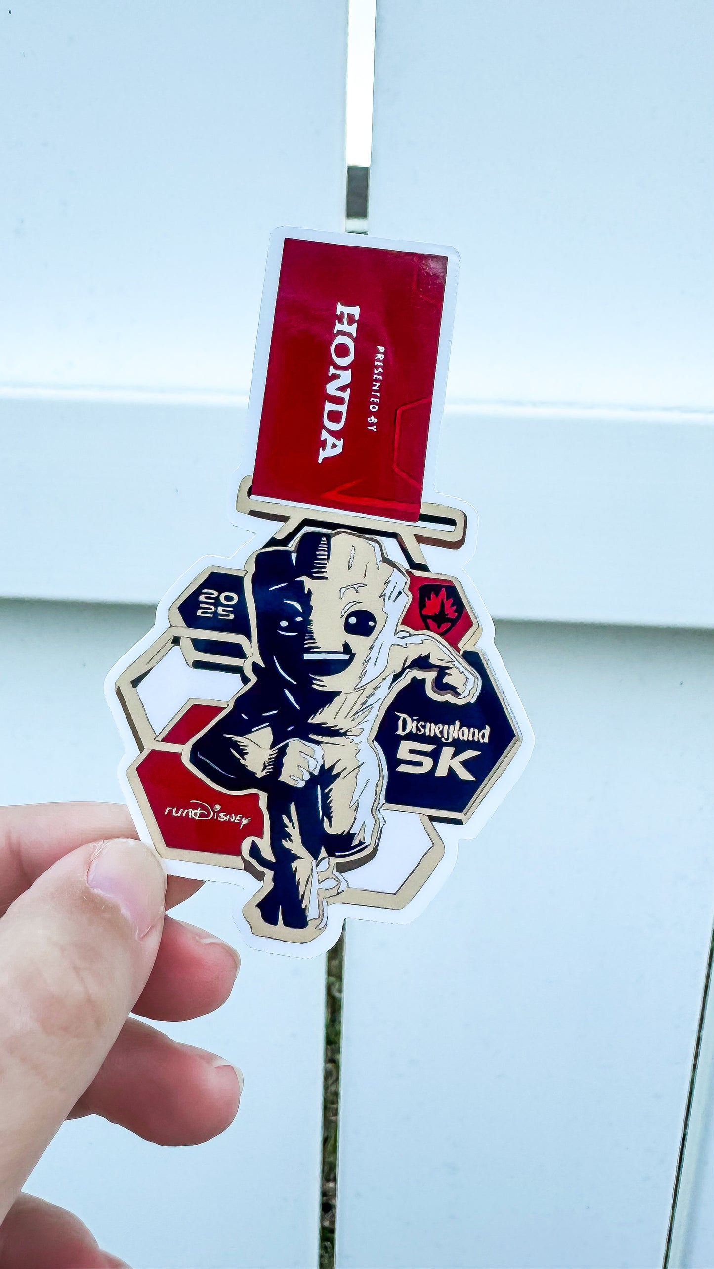 DLR 2025 Half Marathon Weekend 5K/10K/half + Dumbo Double Dare Challenge Medal Sticker, RunDisney Medals