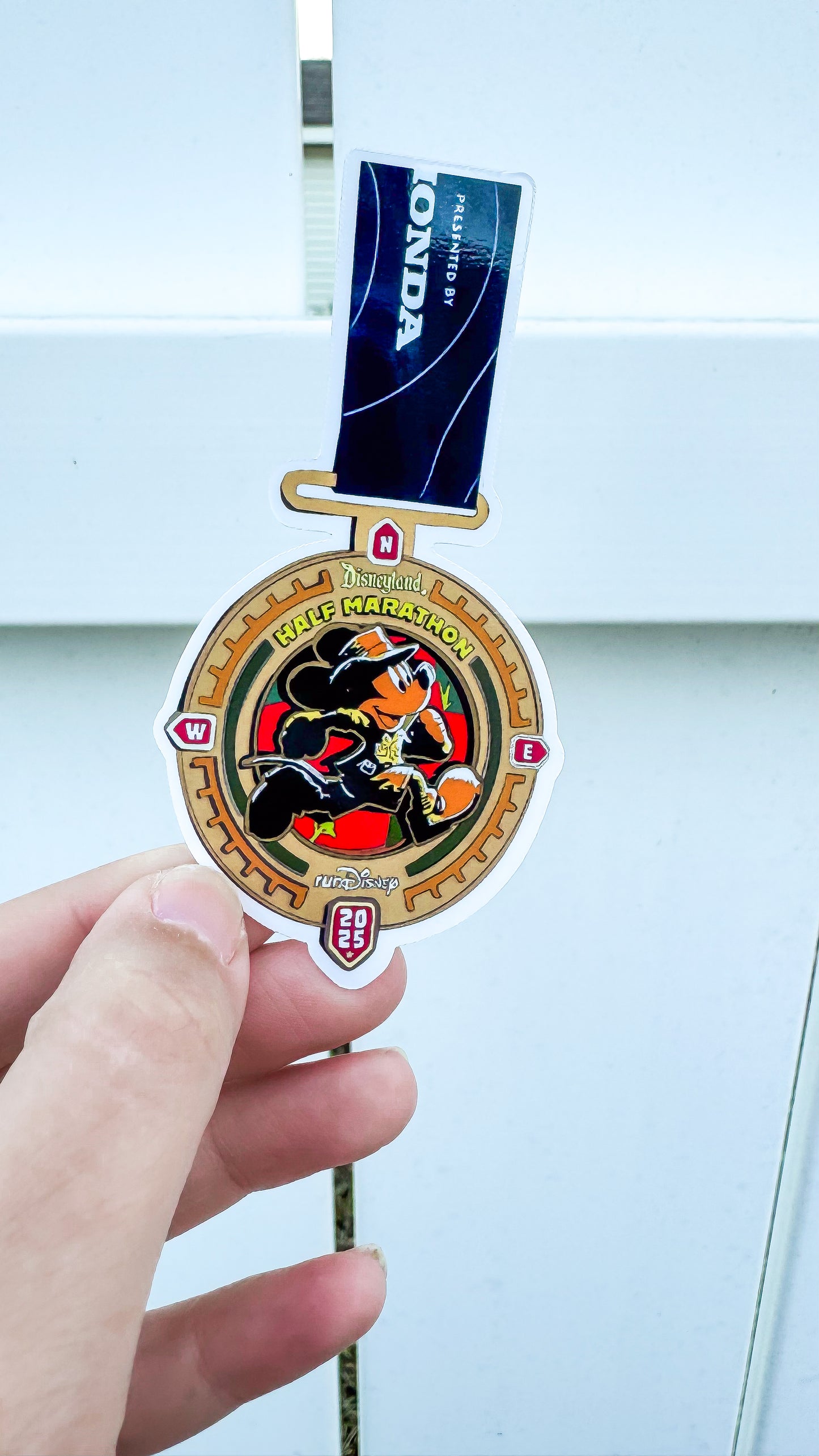DLR 2025 Half Marathon Weekend 5K/10K/half + Dumbo Double Dare Challenge Medal Sticker, RunDisney Medals