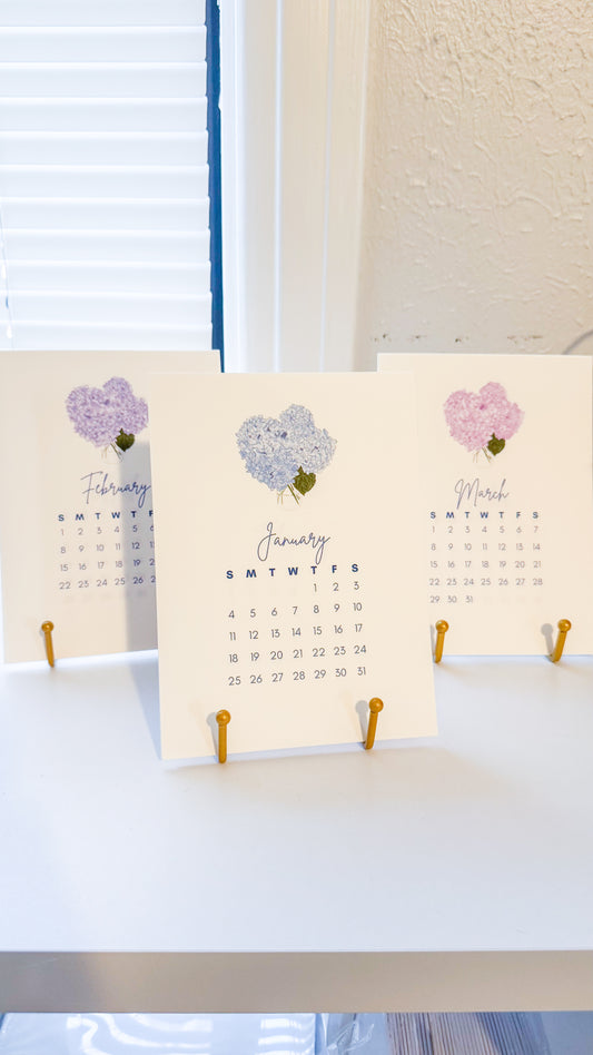 Hydrangea 2026 Desk Calendar