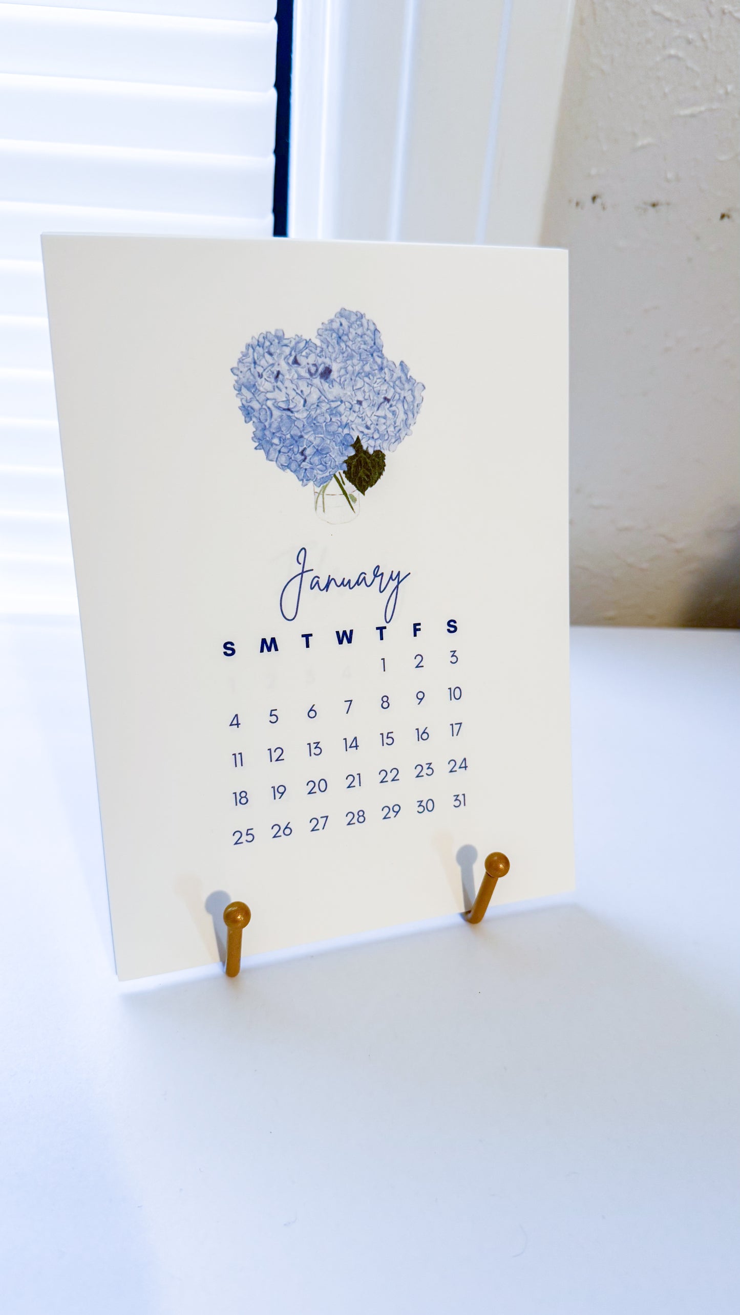 Hydrangea 2026 Desk Calendar